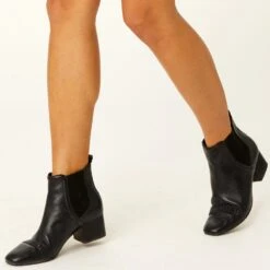 Bliss Boots 7 Bliss Boots -Brighton Handbags Outlet Store bliss boots black 3 b7c57a49 4f2c 4ea6 812d 4446b930545e