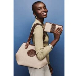 St. Tropez Large Wallet -Brighton Handbags Outlet Store st tropez large wallet whisky stone 3 202cb4f1 dbf9 4094 9afa 4ad4b2fba9ae